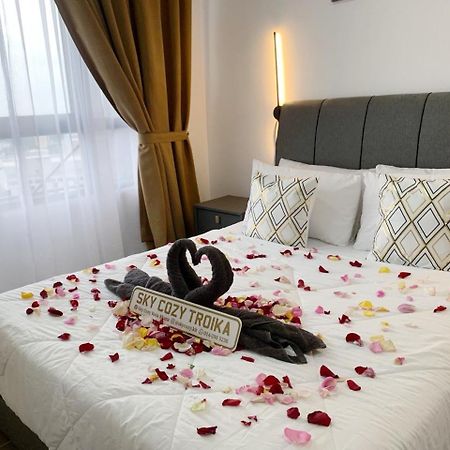Sky Cozy Troika Residence, 1 Bedroom 4-6 Pax, 2 Bedrooms 6-8 Pax, Pool Vew, Sky & City View, Free Parking, Pool, Unlimited Wifi & Netflix Kota Bharu Exterior photo