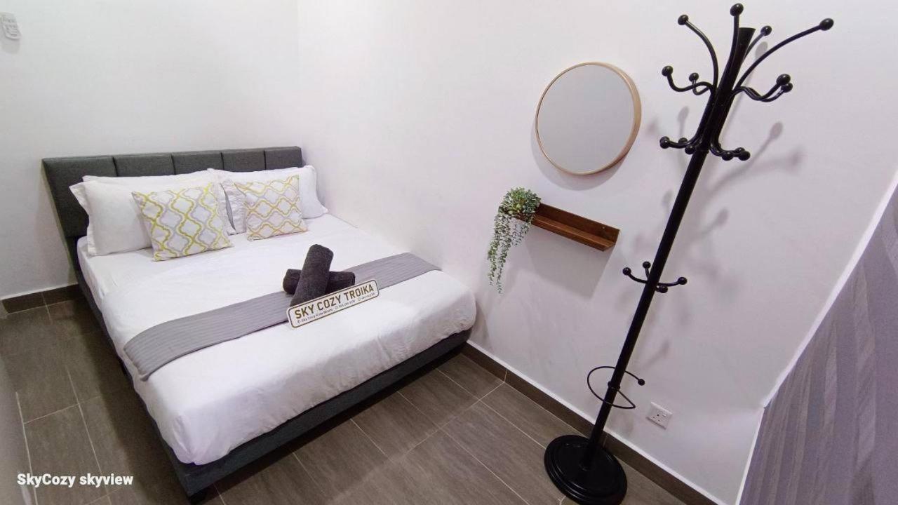 Sky Cozy Troika Residence, 1 Bedroom 4-6 Pax, 2 Bedrooms 6-8 Pax, Pool Vew, Sky & City View, Free Parking, Pool, Unlimited Wifi & Netflix Kota Bharu Exterior photo