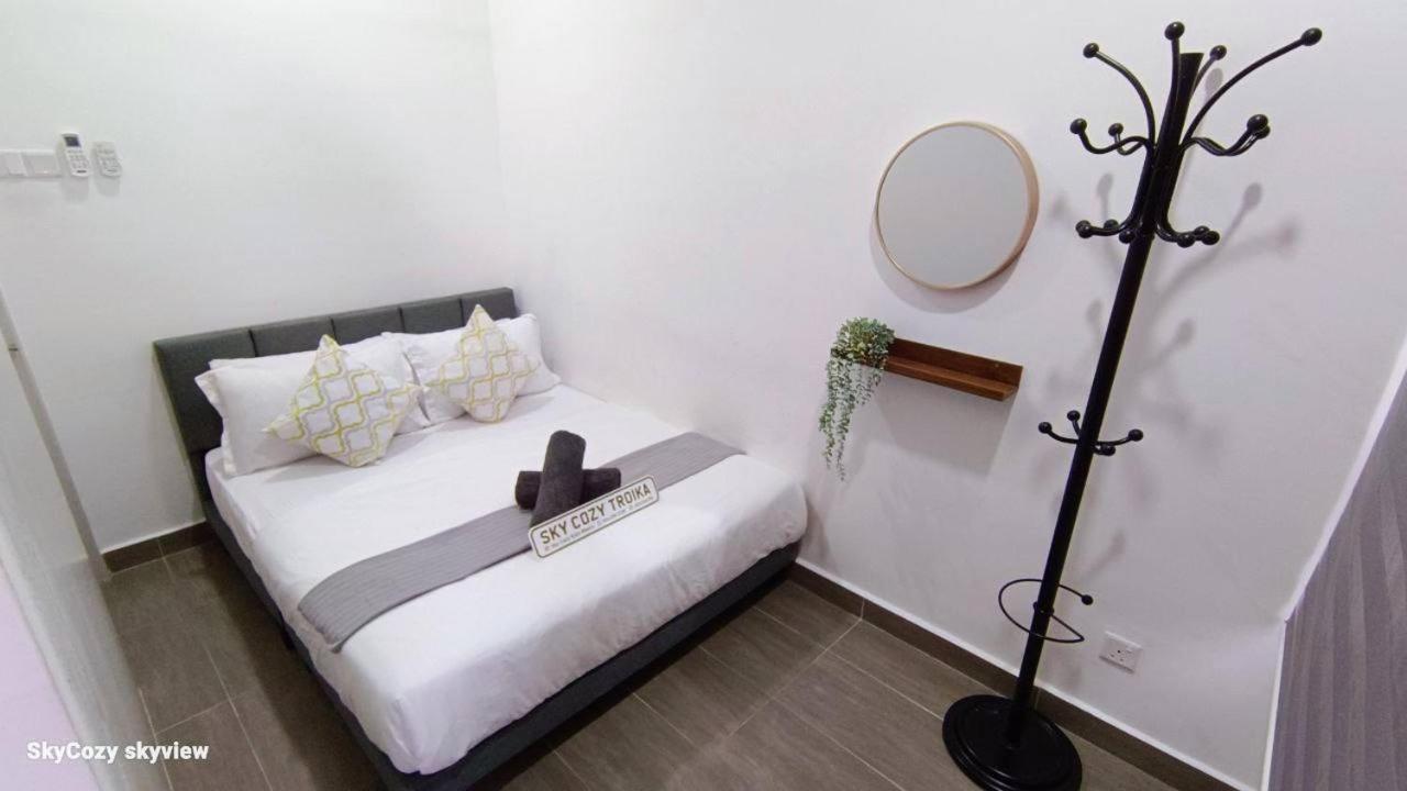 Sky Cozy Troika Residence, 1 Bedroom 4-6 Pax, 2 Bedrooms 6-8 Pax, Pool Vew, Sky & City View, Free Parking, Pool, Unlimited Wifi & Netflix Kota Bharu Exterior photo