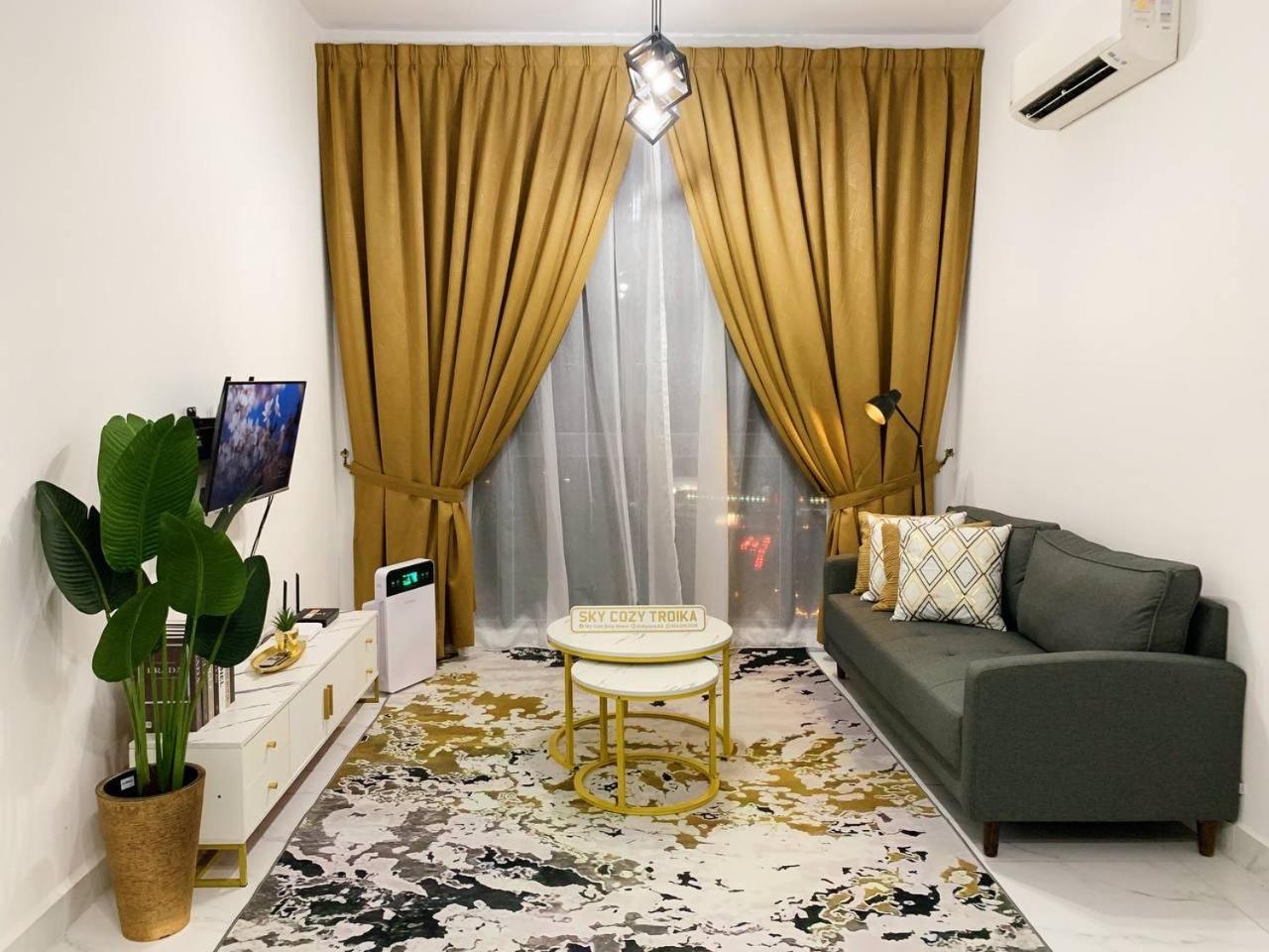 Sky Cozy Troika Residence, 1 Bedroom 4-6 Pax, 2 Bedrooms 6-8 Pax, Pool Vew, Sky & City View, Free Parking, Pool, Unlimited Wifi & Netflix Kota Bharu Exterior photo