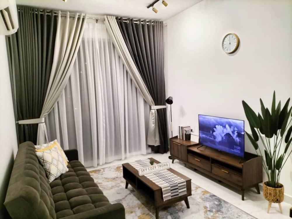 Sky Cozy Troika Residence, 1 Bedroom 4-6 Pax, 2 Bedrooms 6-8 Pax, Pool Vew, Sky & City View, Free Parking, Pool, Unlimited Wifi & Netflix Kota Bharu Exterior photo