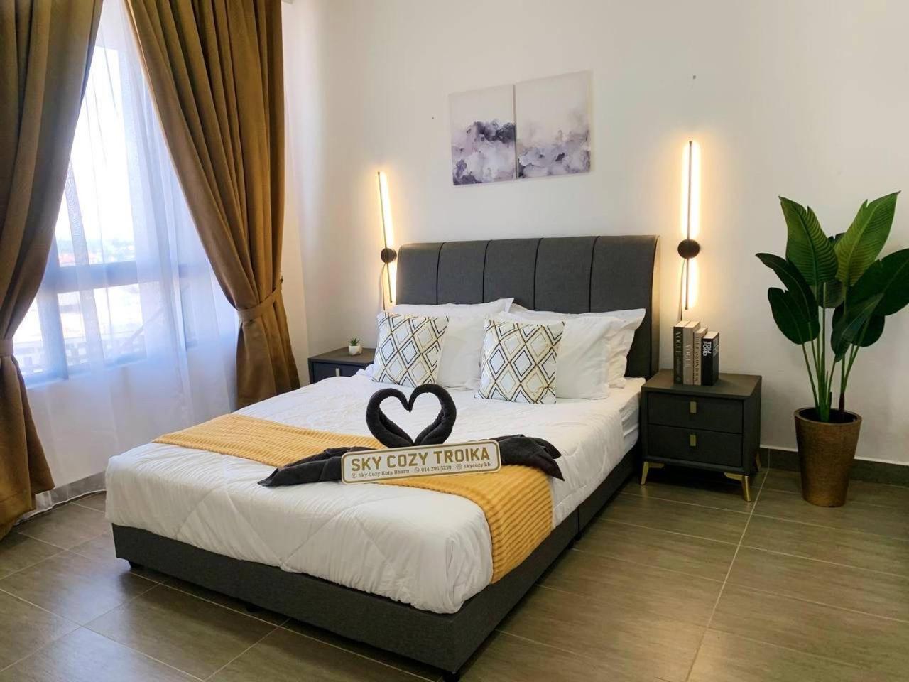 Sky Cozy Troika Residence, 1 Bedroom 4-6 Pax, 2 Bedrooms 6-8 Pax, Pool Vew, Sky & City View, Free Parking, Pool, Unlimited Wifi & Netflix Kota Bharu Exterior photo